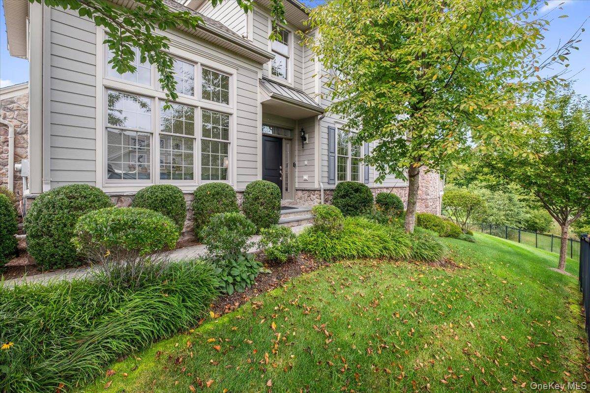 37 Deforest DR, Cortlandt Manor, NY 10567