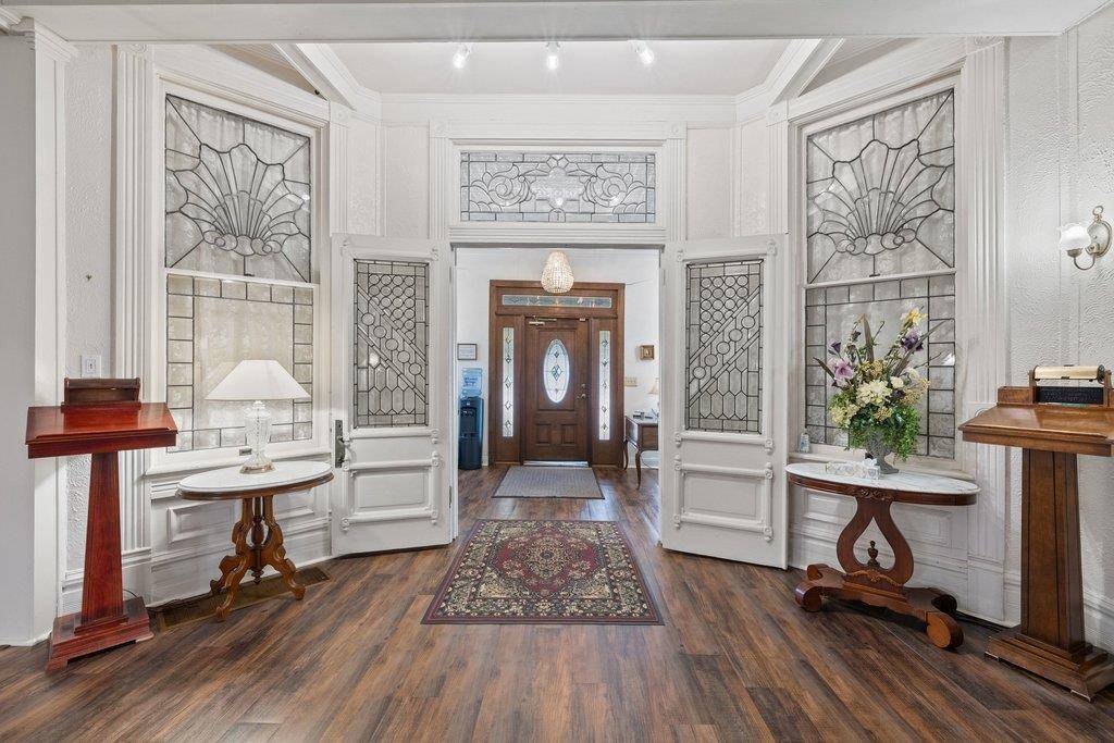 503 Talbot ST, Taylor, TX 76574