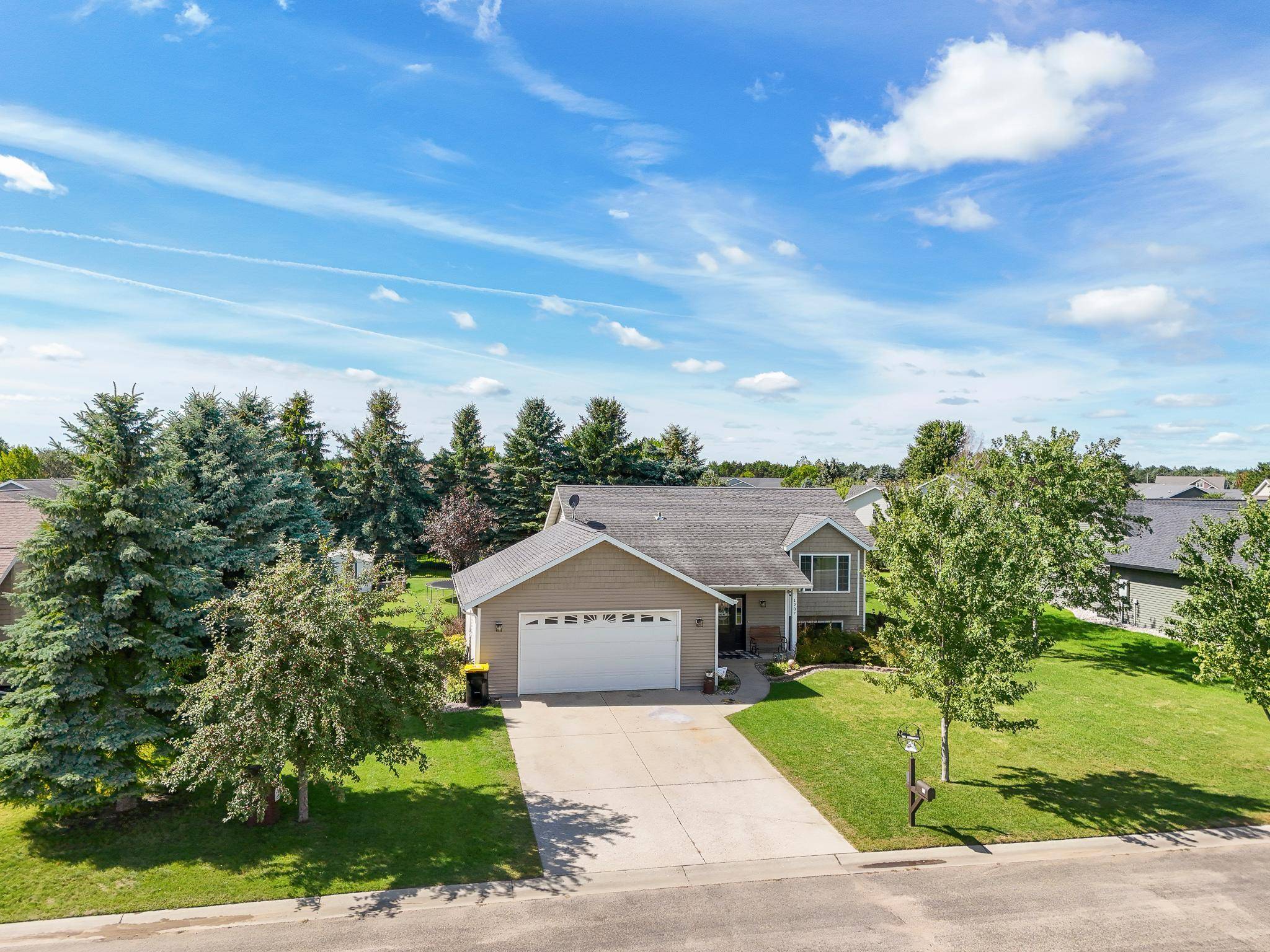 1207 6th Ave NW, Perham, MN 56573