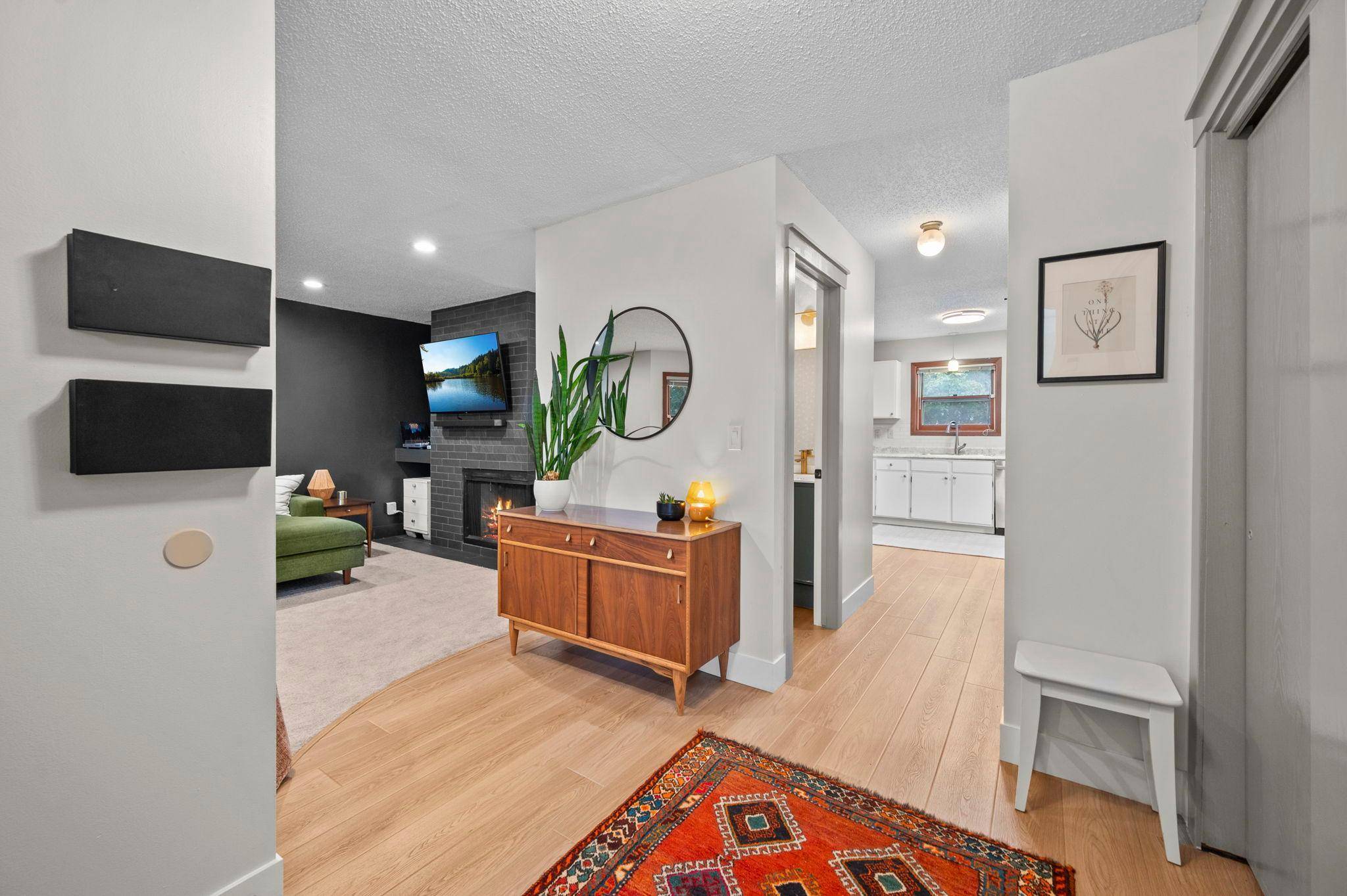 235 Kent ST, Saint Paul, MN 55102