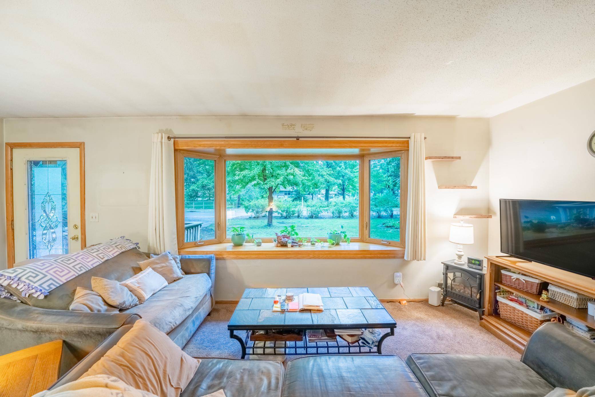 3000 County Road H2, Mounds View, MN 55112