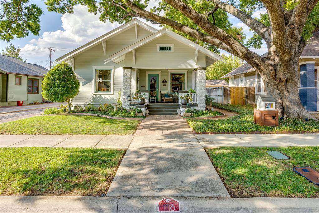 1116 W Arlington Avenue, Fort Worth, TX 76110