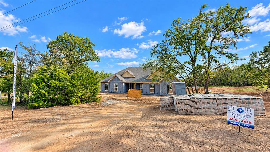 119 Spring Valley Road, Paradise, TX 76073