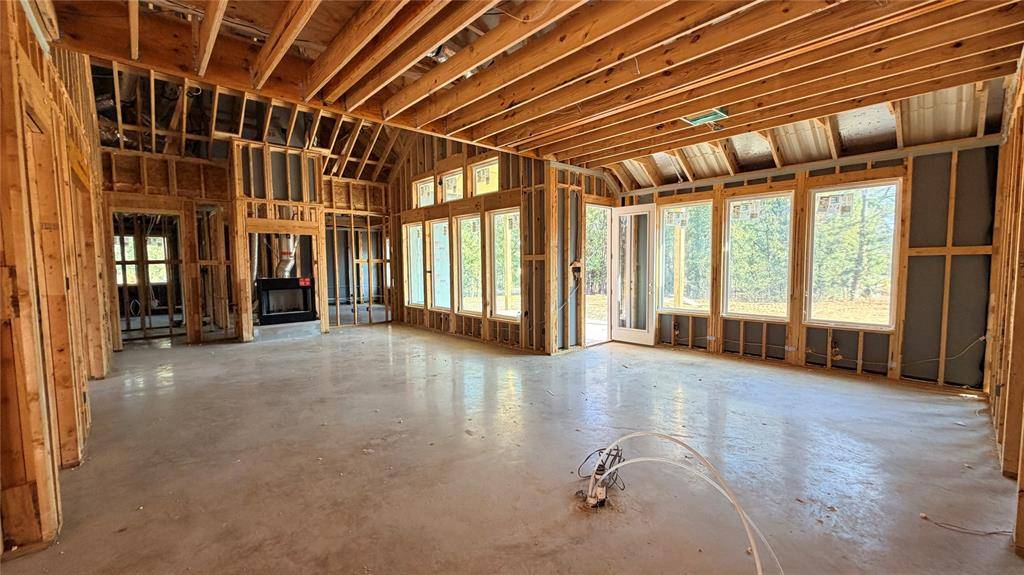 119 Spring Valley Road, Paradise, TX 76073