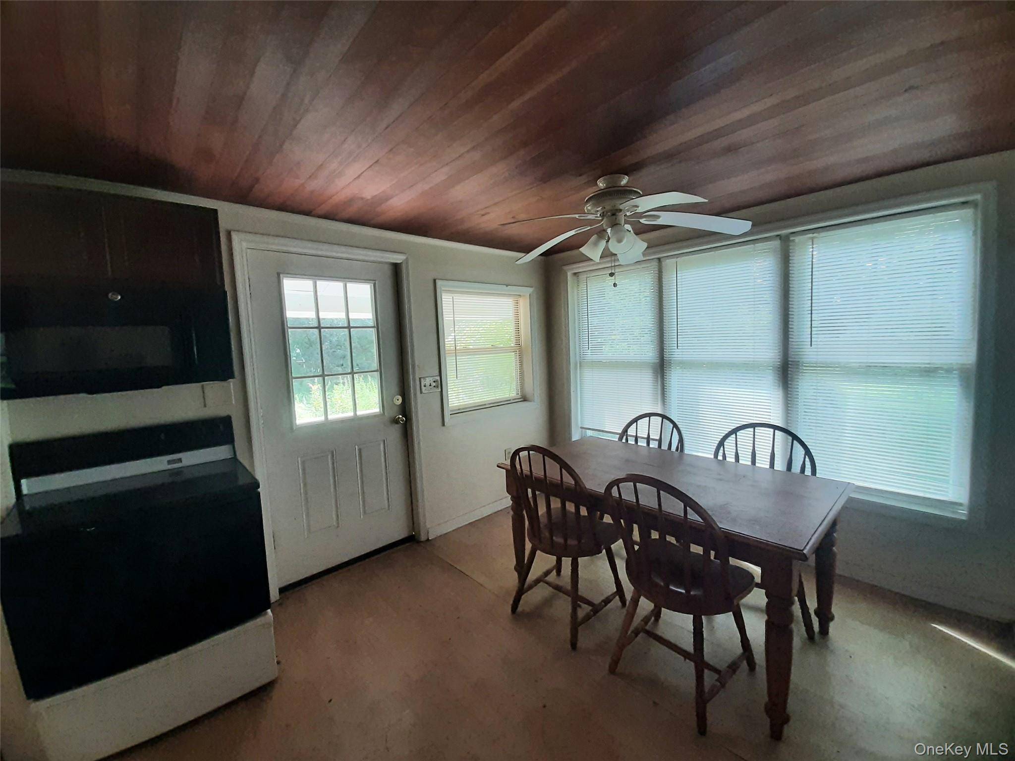 1651 Route 9G, Hyde Park, NY 12538