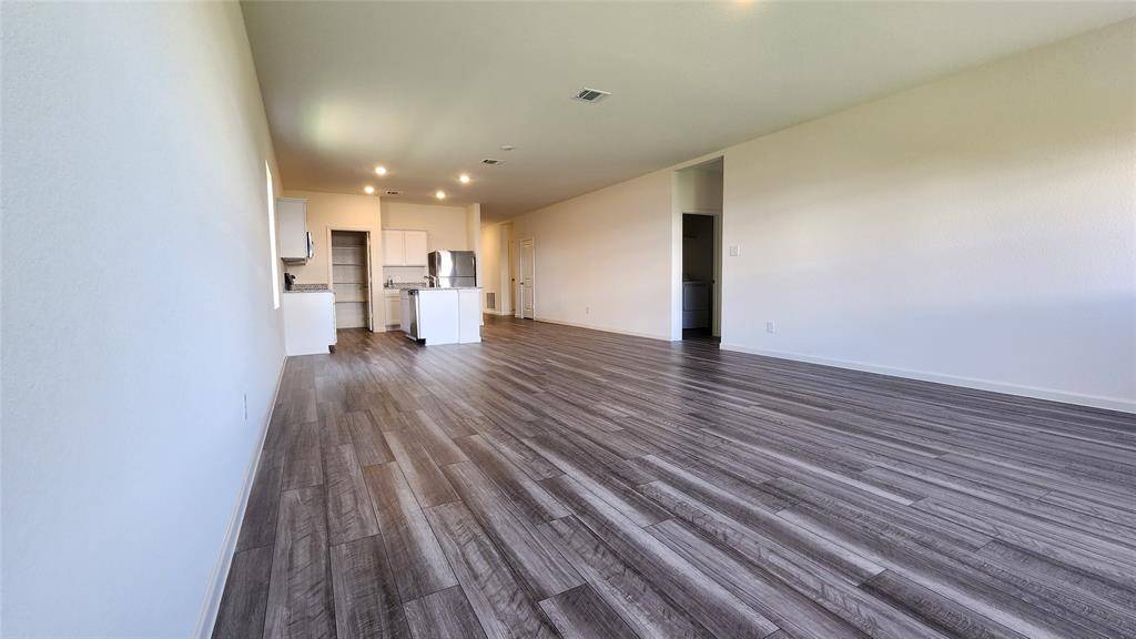 1214 HERRING Drive, Forney, TX 75126
