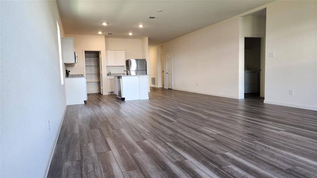 1214 HERRING Drive, Forney, TX 75126