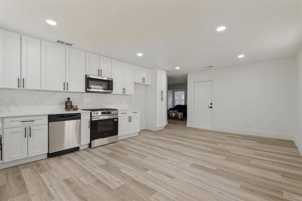 2212 Piedmont Street, Irving, TX 75061