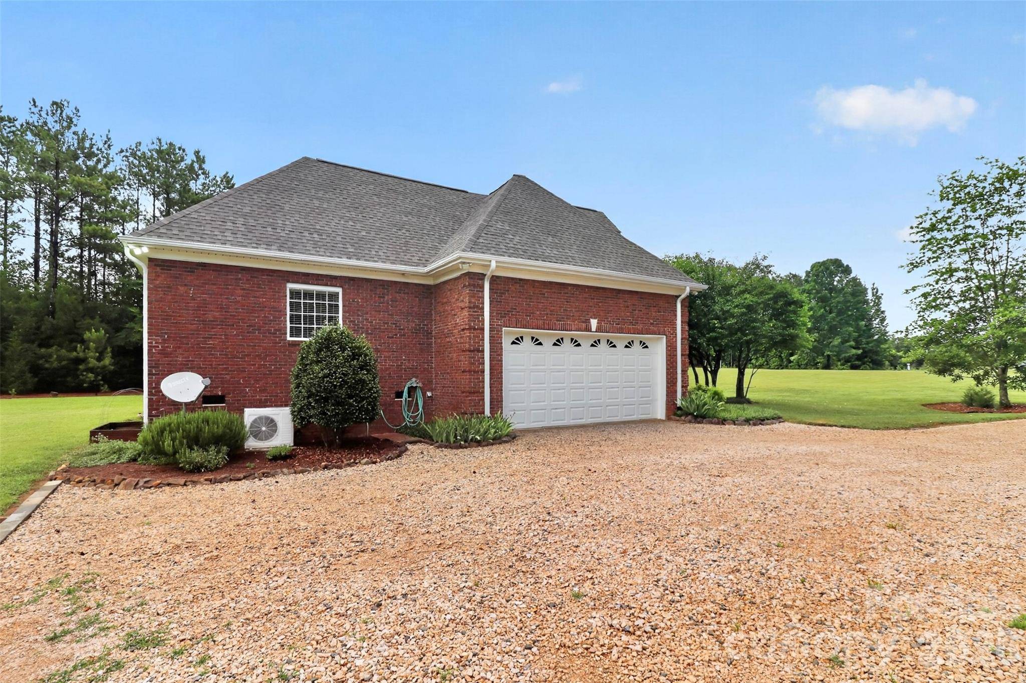 2374 Brooks RD, Chester, SC 29706