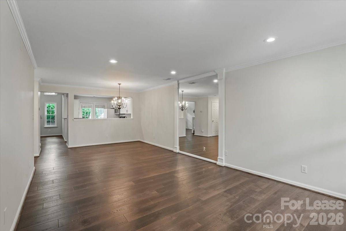9022 Roseton LN, Charlotte, NC 28277
