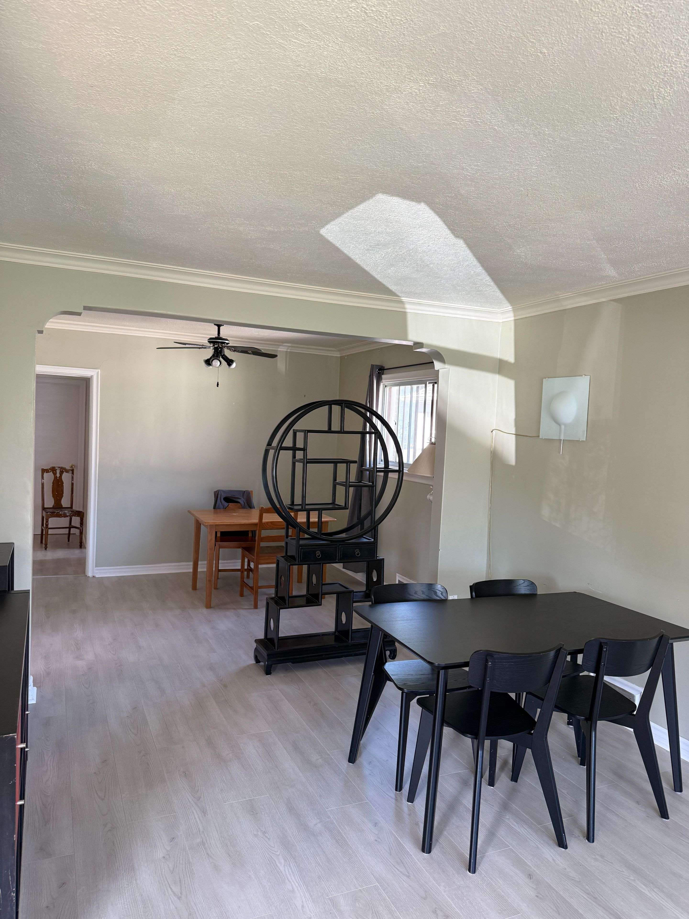 1218 Warden AVE ##2, Toronto E04, ON M1R 2R3
