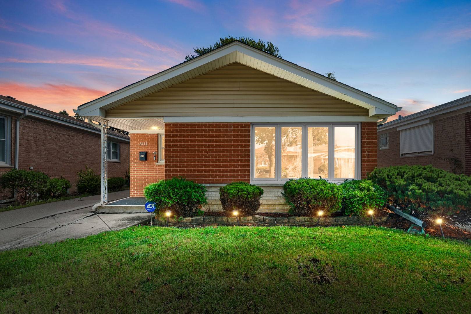 2453 George ST, Franklin Park, IL 60131