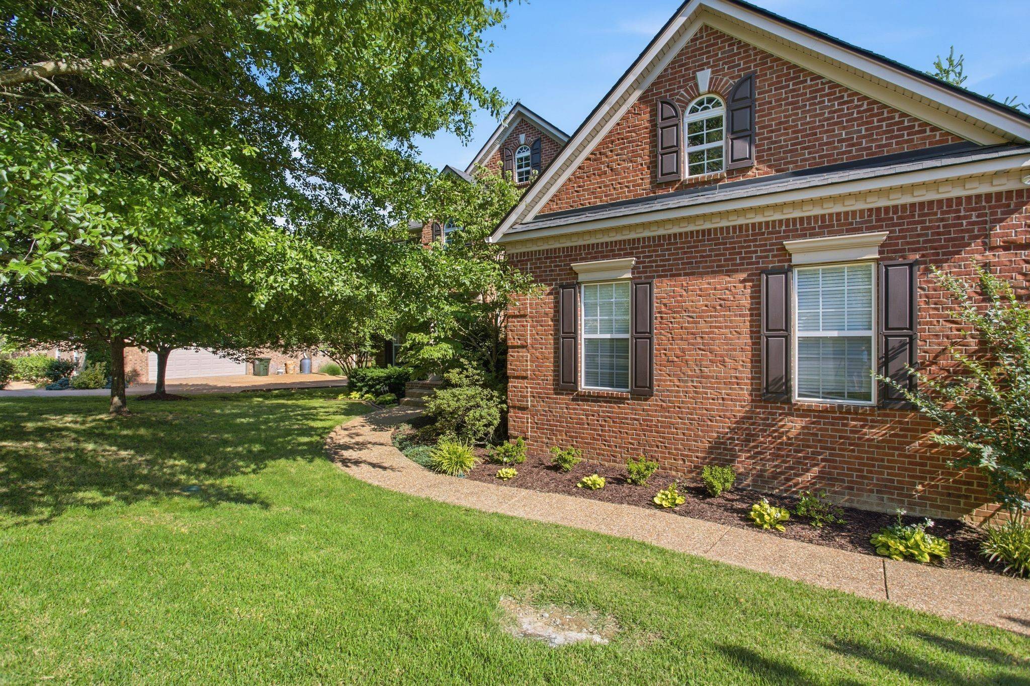 1122 Pin Oak Ln, Brentwood, TN 37027