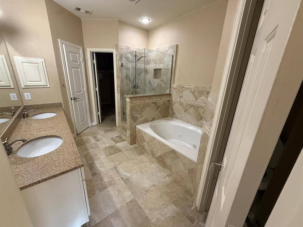 10012 Castlewood Drive, Plano, TX 75025