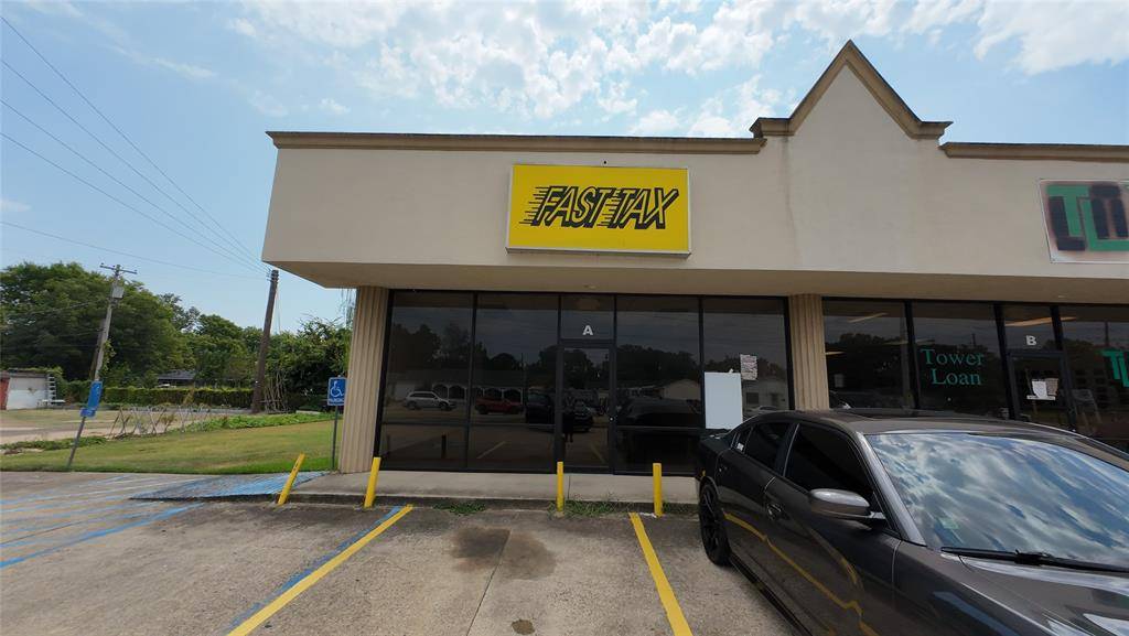 1300 Airline Drive, Bossier City, LA 71112