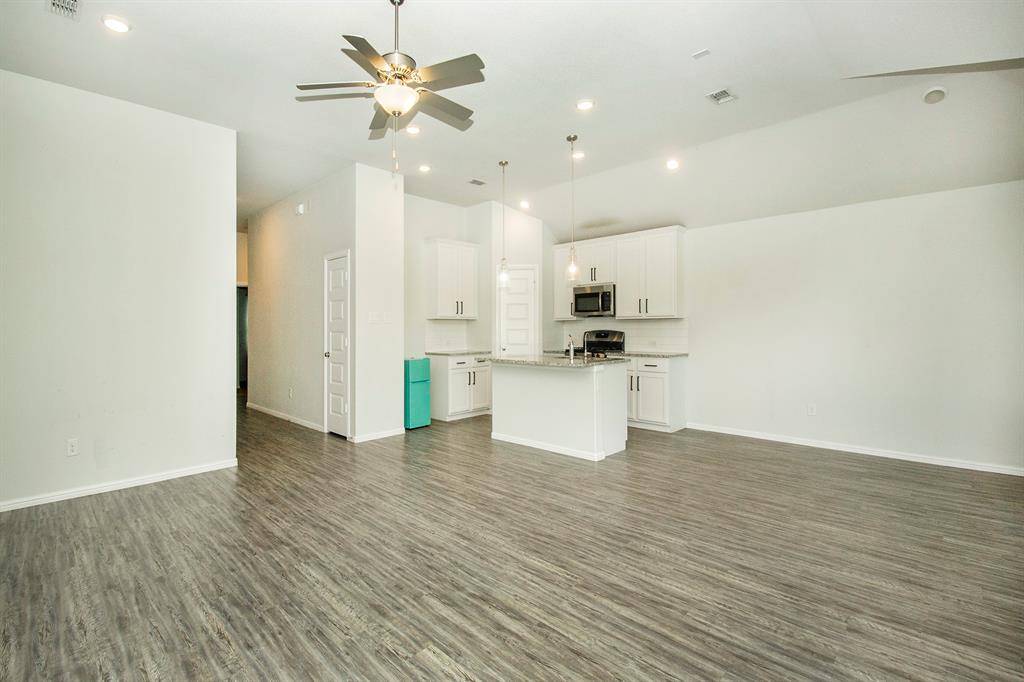 8840 Landergin Mesa Drive, Fort Worth, TX 76131