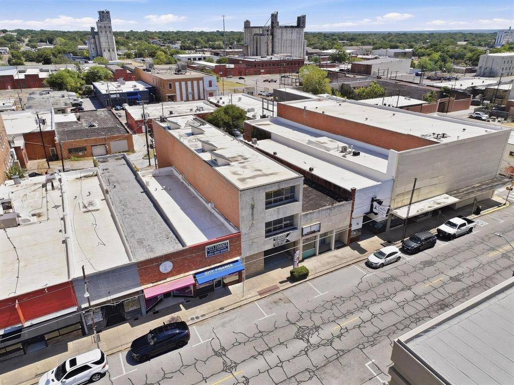 213 N Travis Street, Sherman, TX 75090