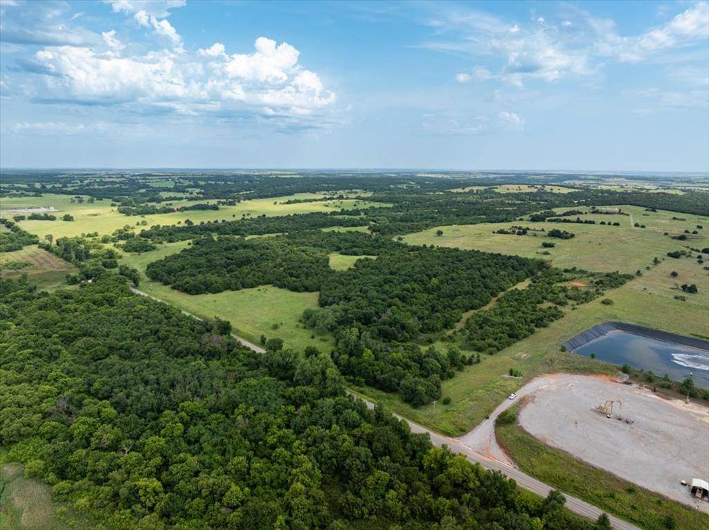 N e1410 RD, Chickasha, OK 73017