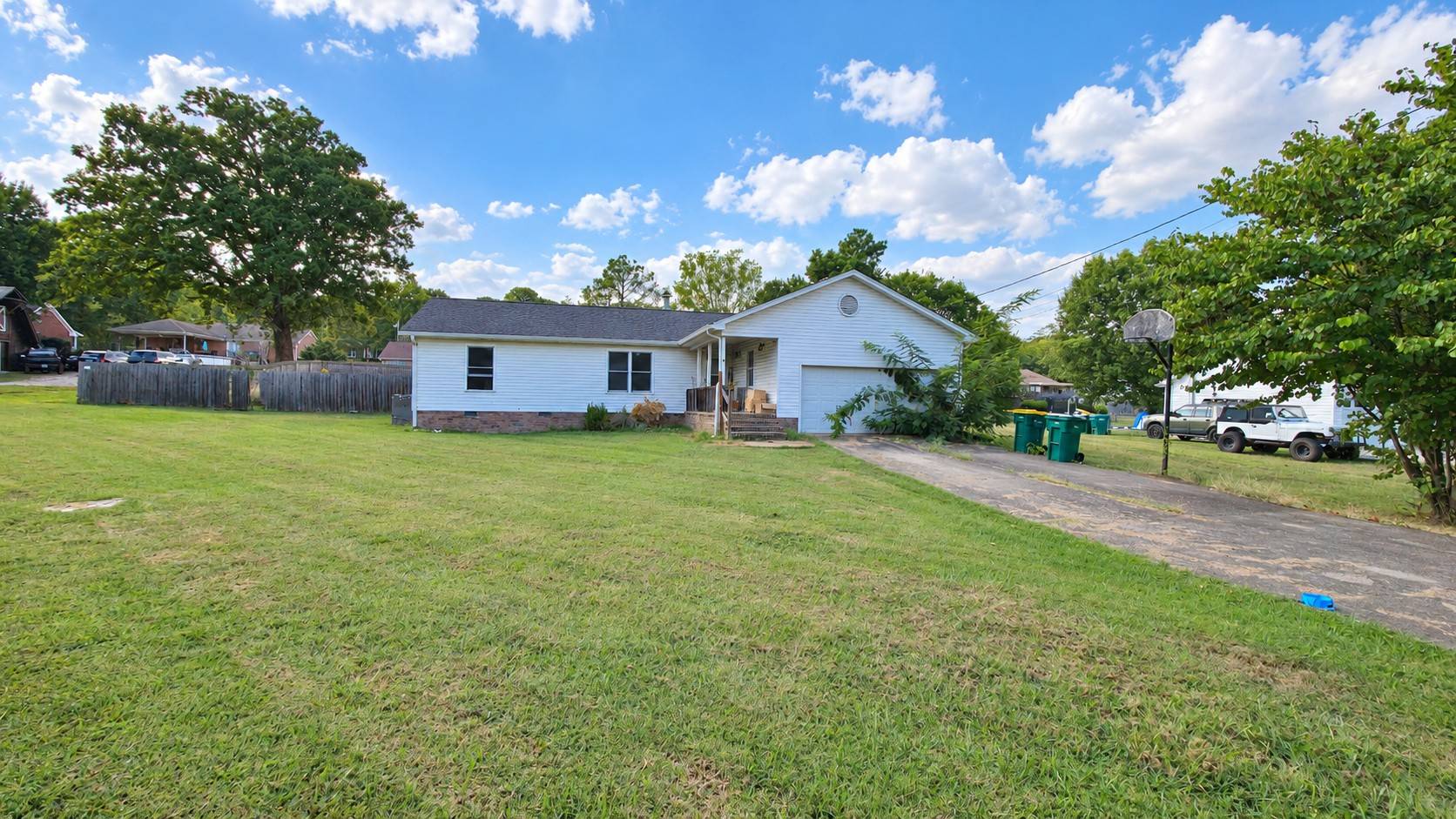 430 Liberty Ave, Lewisburg, TN 37091