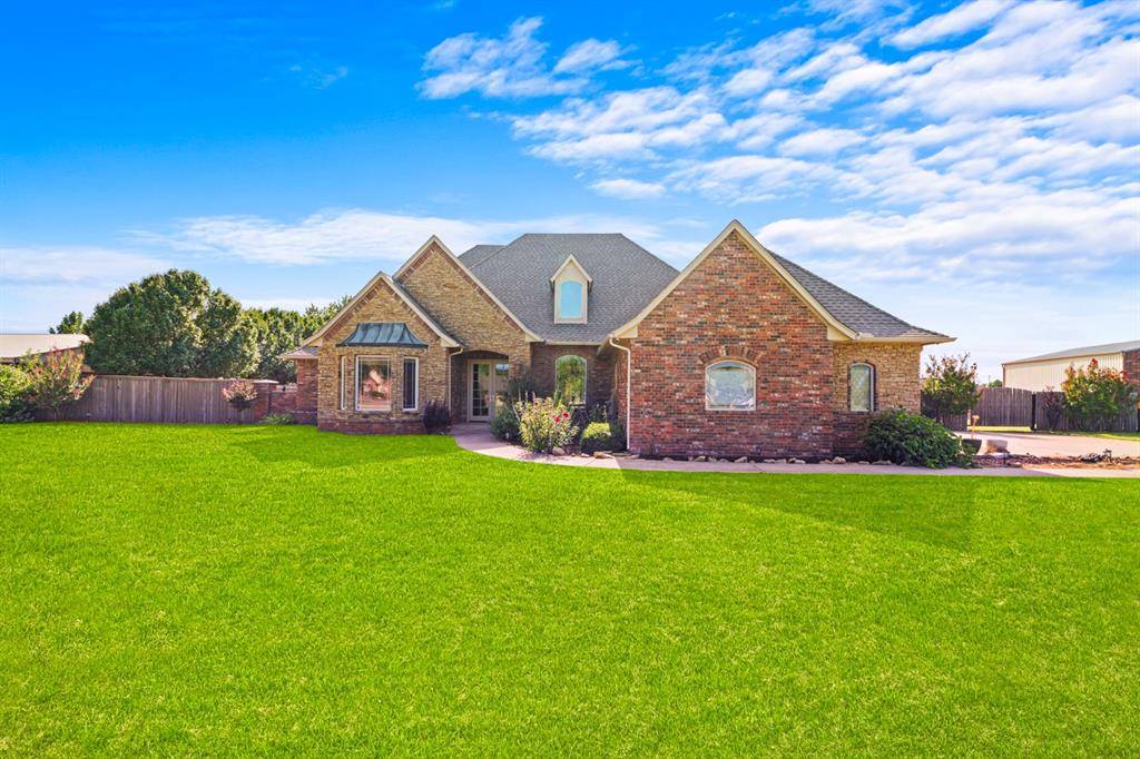 1109 N Edinburrough WAY, Mustang, OK 73064