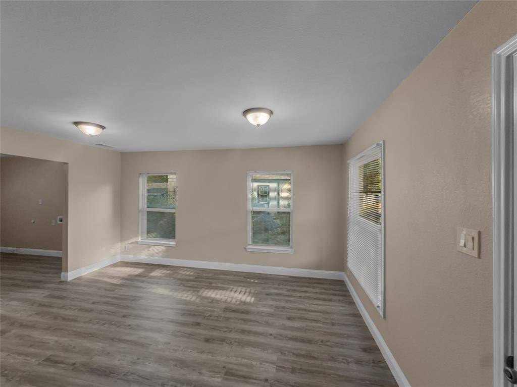 4212 Mccart Avenue, Fort Worth, TX 76115