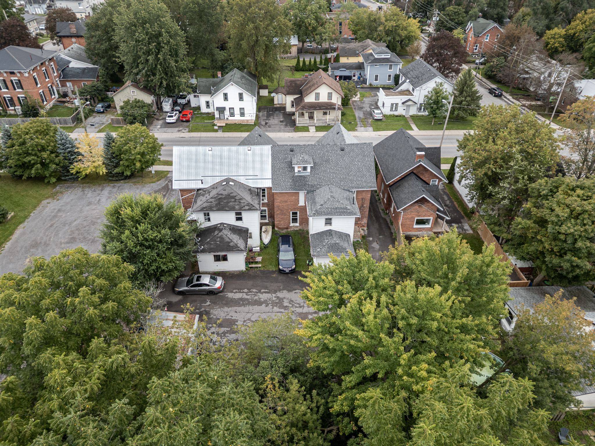 49/51 Bridge ST W, Greater Napanee, ON K7R 2C4