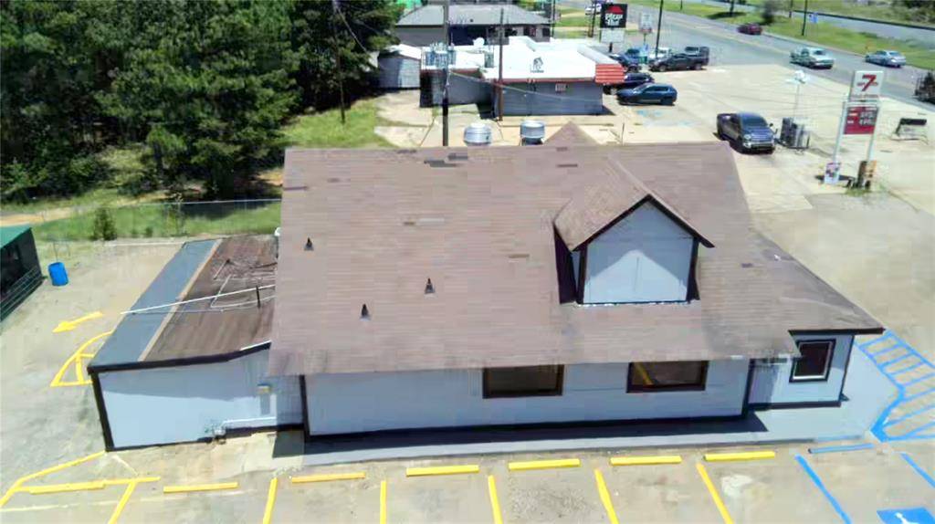 925 S Pine Street, Vivian, LA 71082