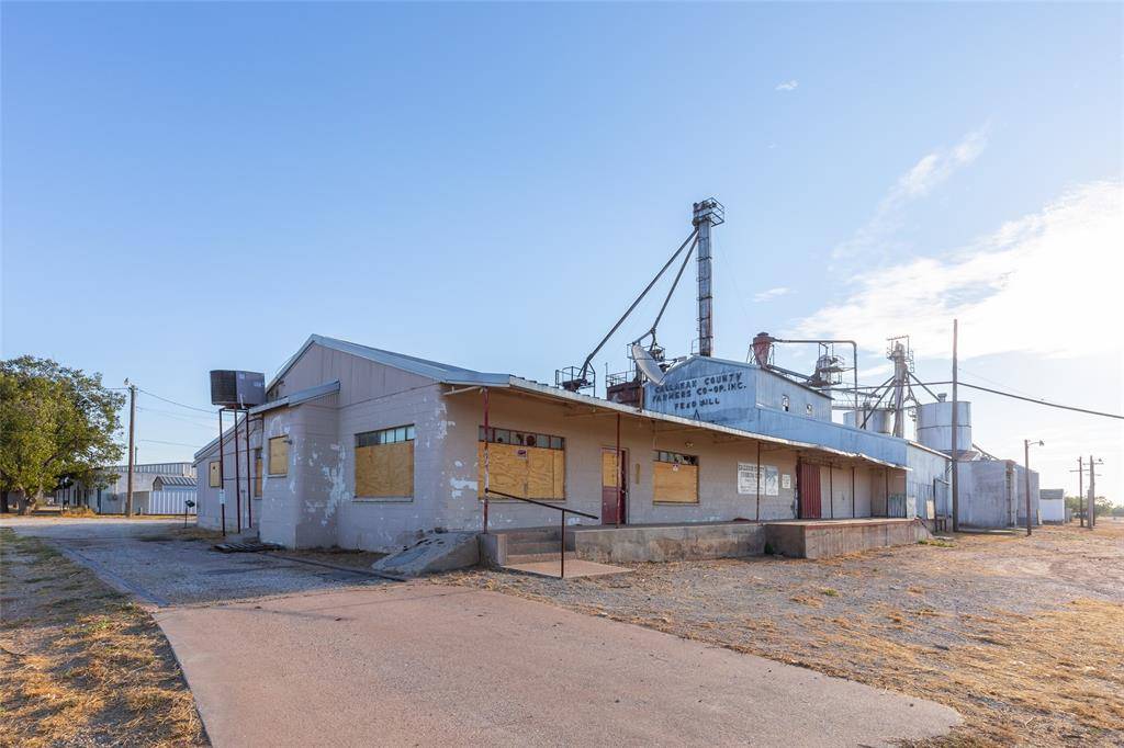 200 E 1st Street, Baird, TX 79504
