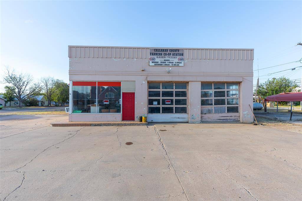 131 E 4th Street, Baird, TX 79504