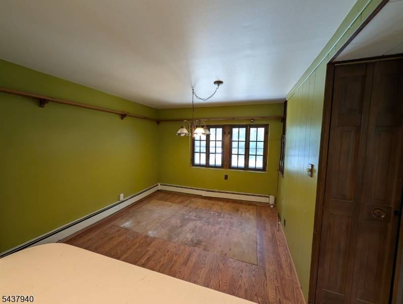 1 Poplar Grove Ter, West Milford Twp., NJ 07480