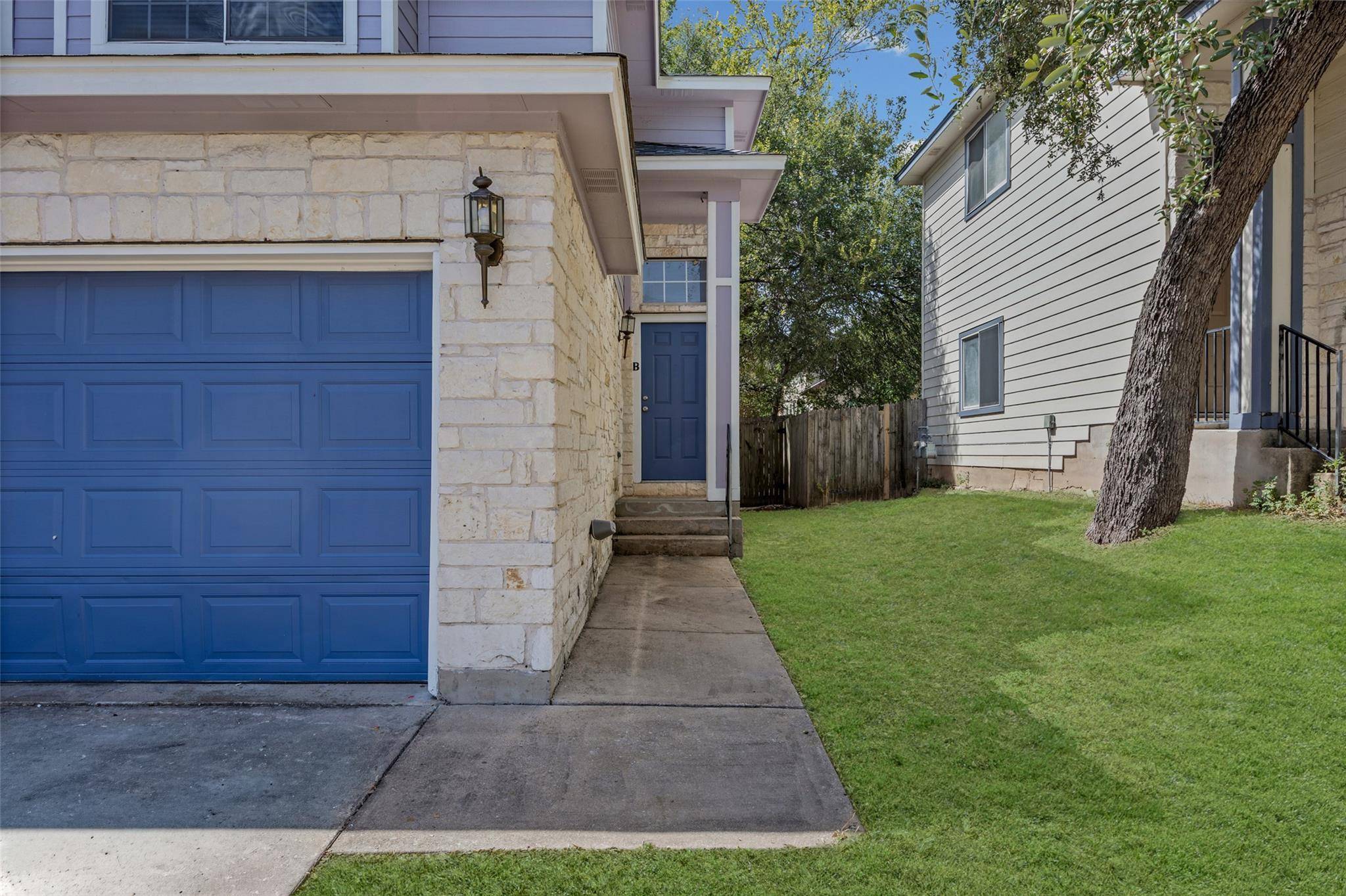 1801 Constantino CIR #B, Austin, TX 78745