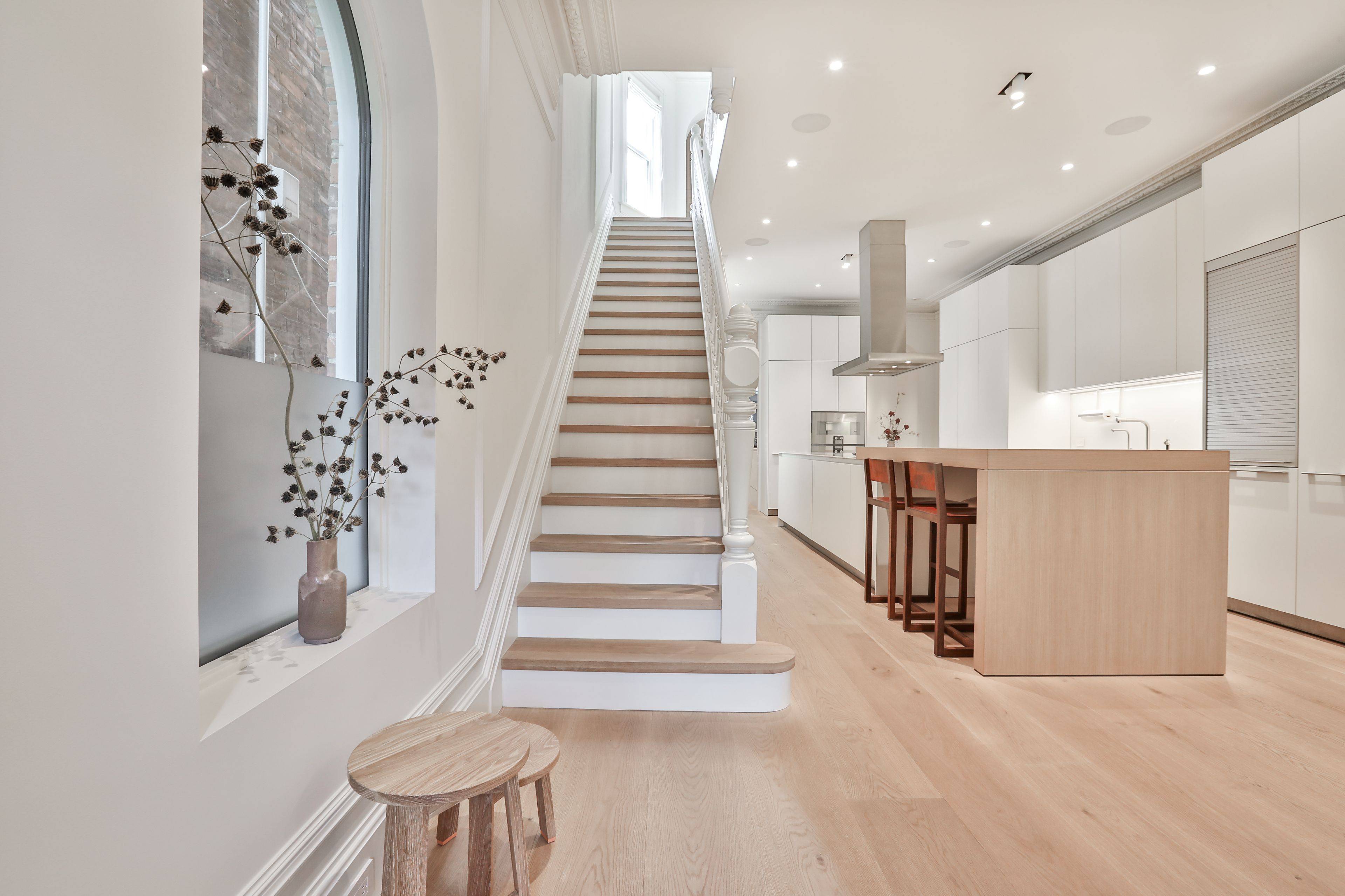 424 Euclid AVE, Toronto C01, ON M6G 2S9