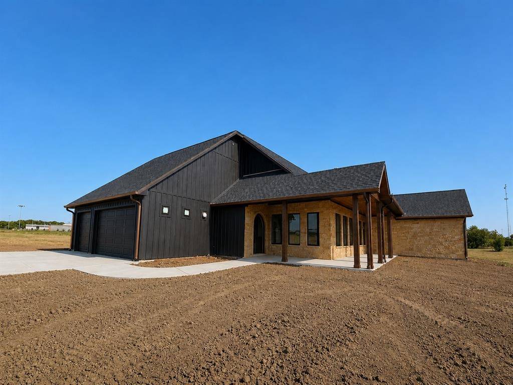 7001 Old McGregor-Crawford Road, Crawford, TX 76638