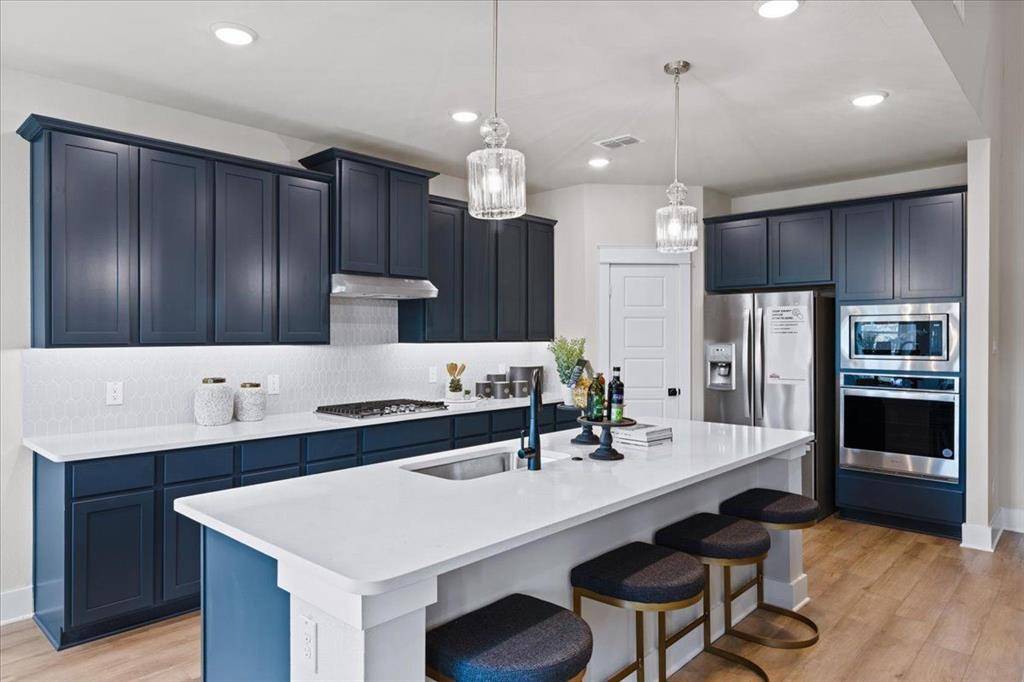 767 Embrace Court, Lavon, TX 75166