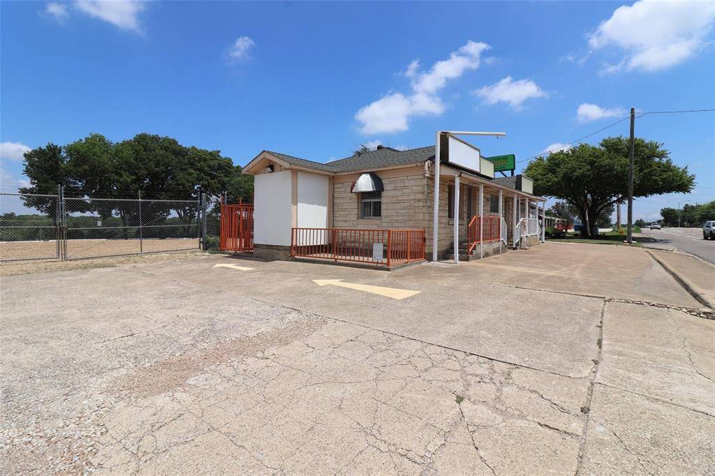 8039 Ferguson Road, Dallas, TX 75228