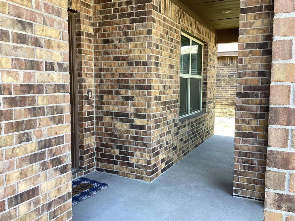 9104 Herringbone Drive, Fort Worth, TX 76131