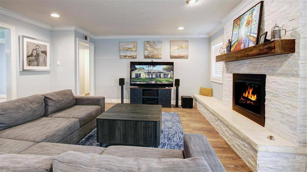 3230 Camelot Drive, Dallas, TX 75229