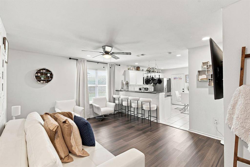 1910 Mcbroom Street, Dallas, TX 75212