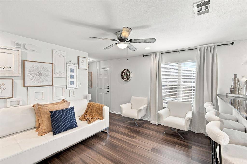 1910 Mcbroom Street, Dallas, TX 75212