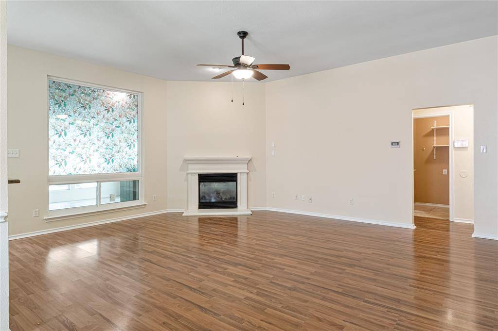 1327 Pegasus Drive, Arlington, TX 76013