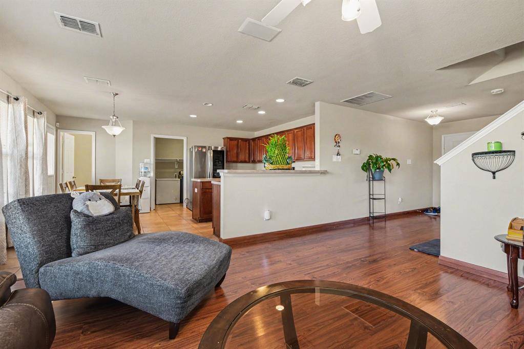 2002 Pin Oak Trail, Anna, TX 75409