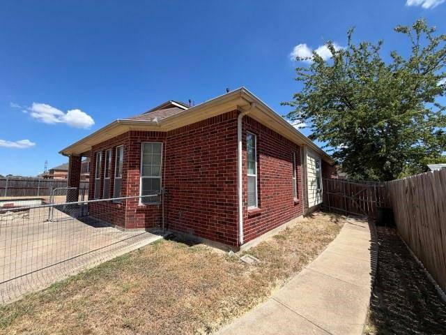 1105 Marisa Lane, Desoto, TX 75115