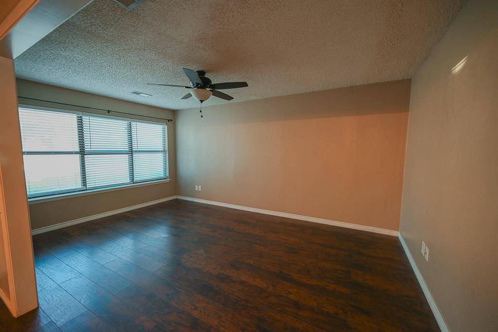 103 Boca Vista Court, Chico, TX 76431