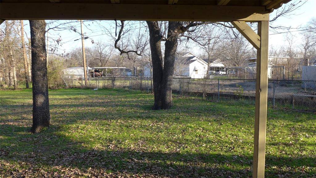 4208 Mccomas Road, Haltom City, TX 76117