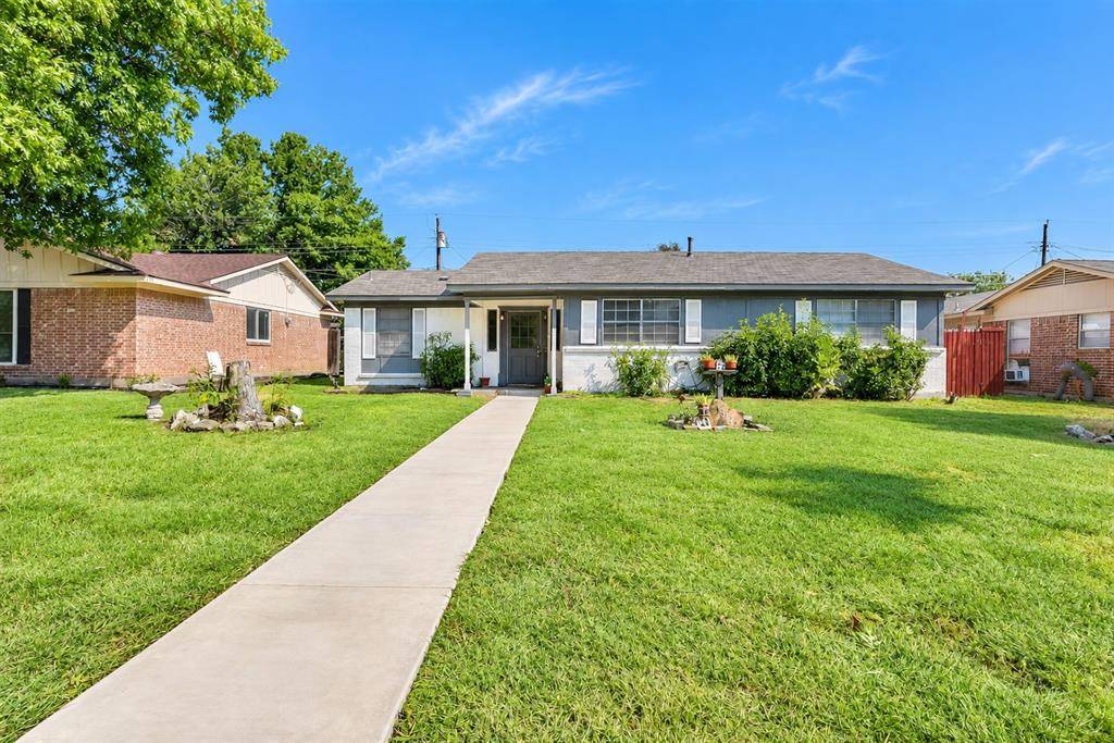 1817 Laurel Lane, Plano, TX 75074