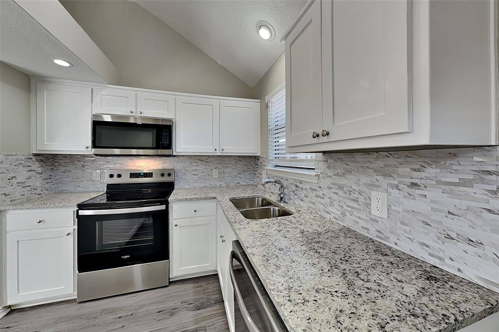 6929 Aston Drive, North Richland Hills, TX 76182