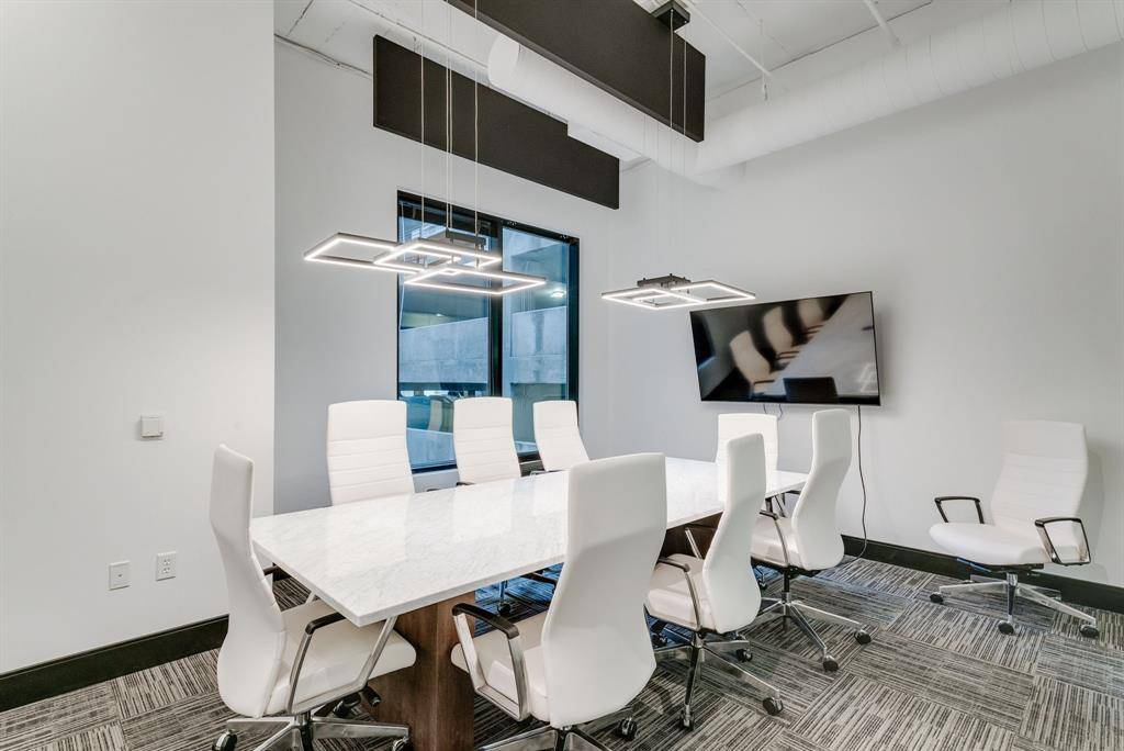 3100 W 7th Street #210, Fort Worth, TX 76107