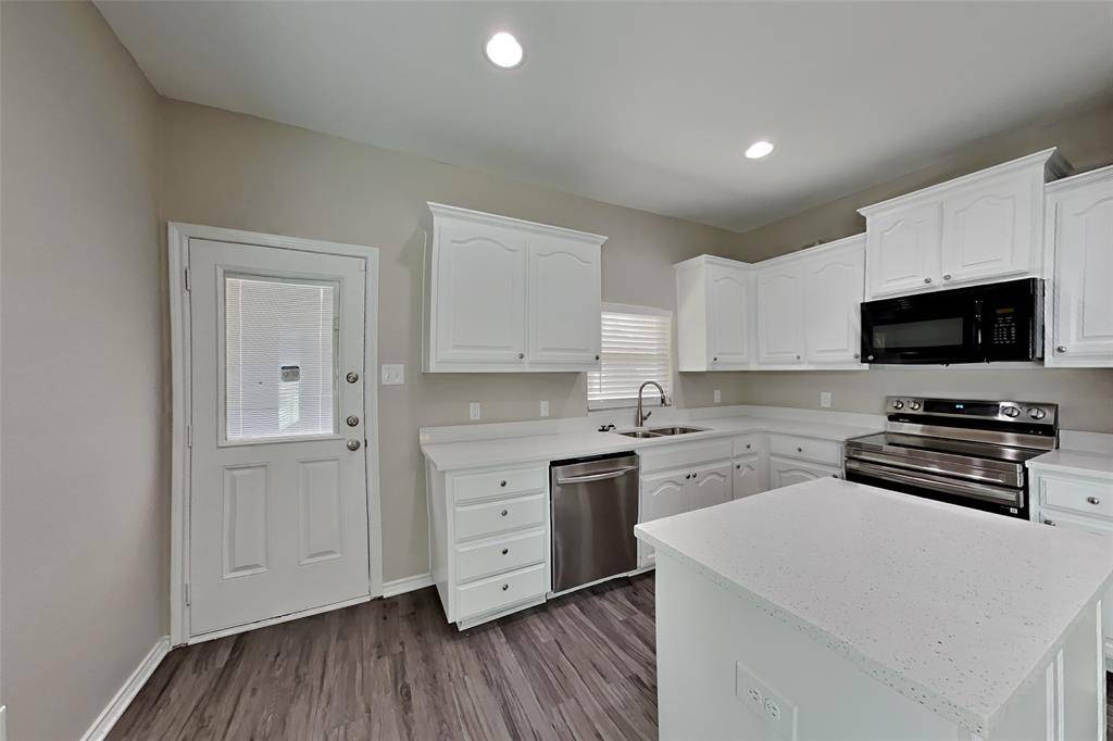 11704 Anna Grace Drive, Fort Worth, TX 76028