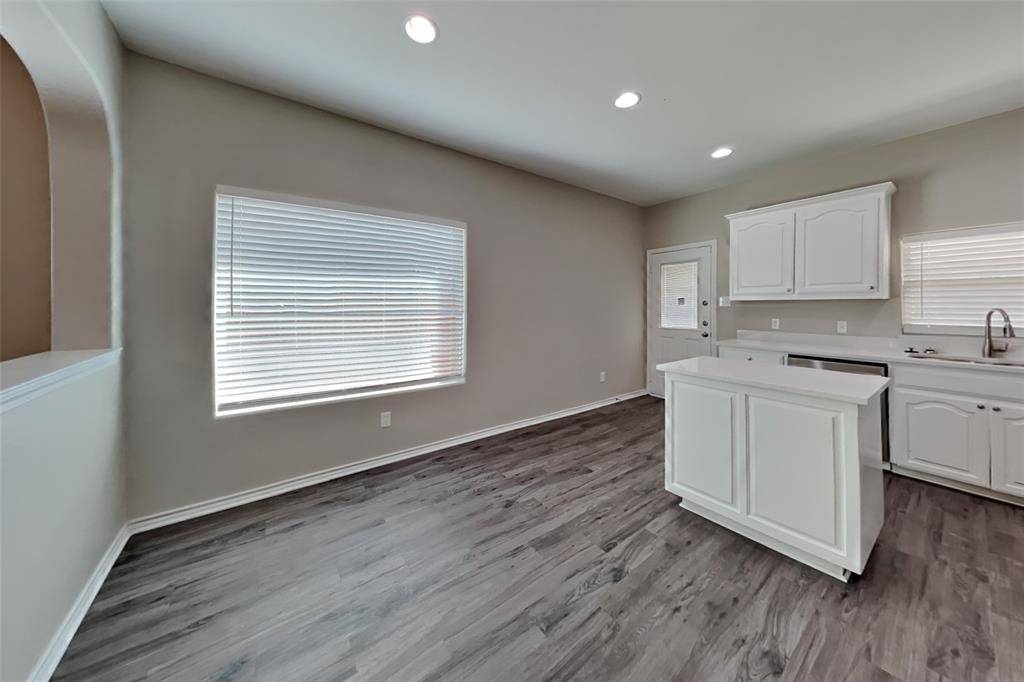11704 Anna Grace Drive, Fort Worth, TX 76028