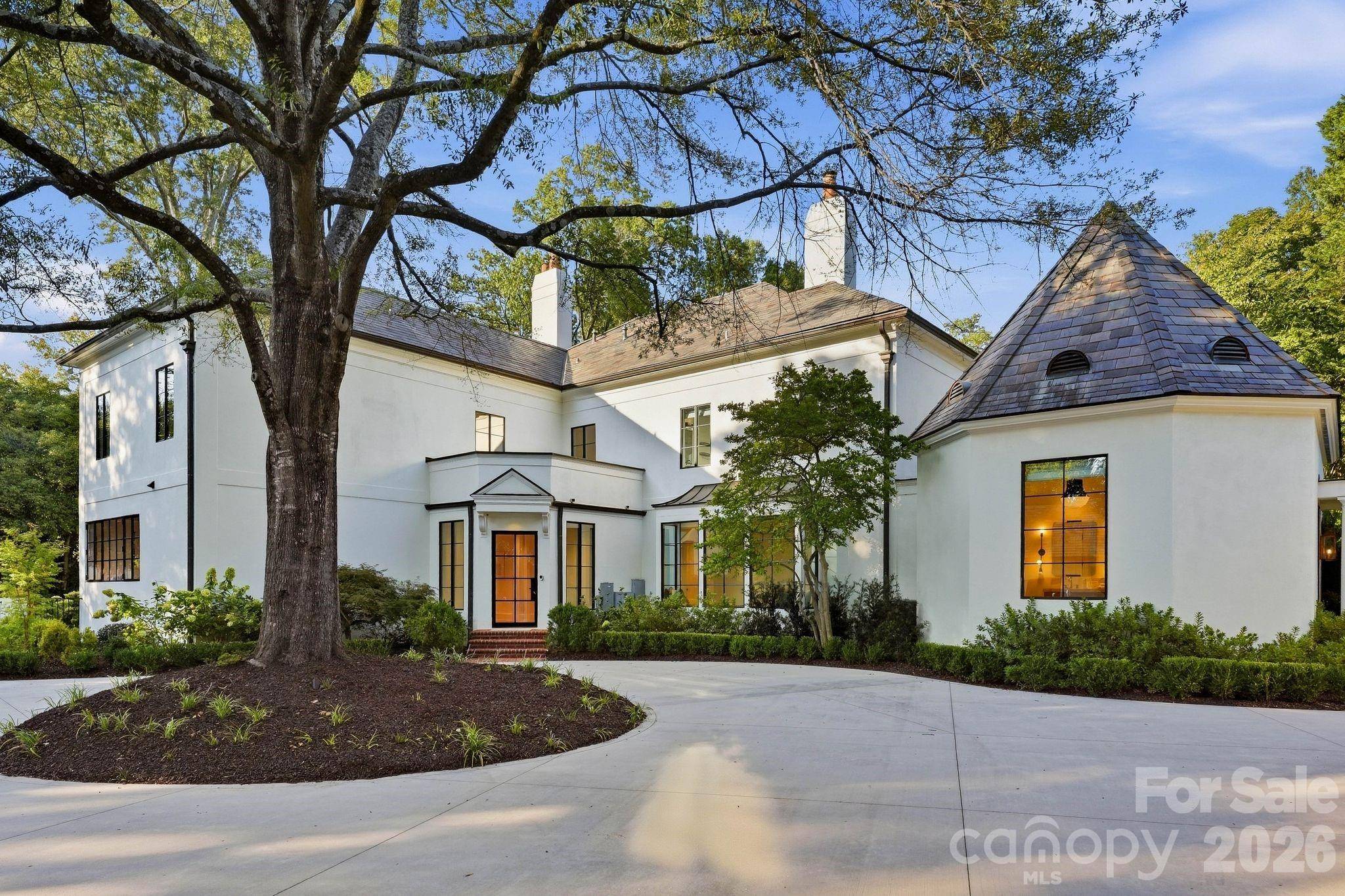 600 Hermitage RD, Charlotte, NC 28207